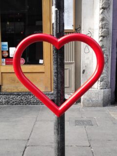 Heart street art design in London