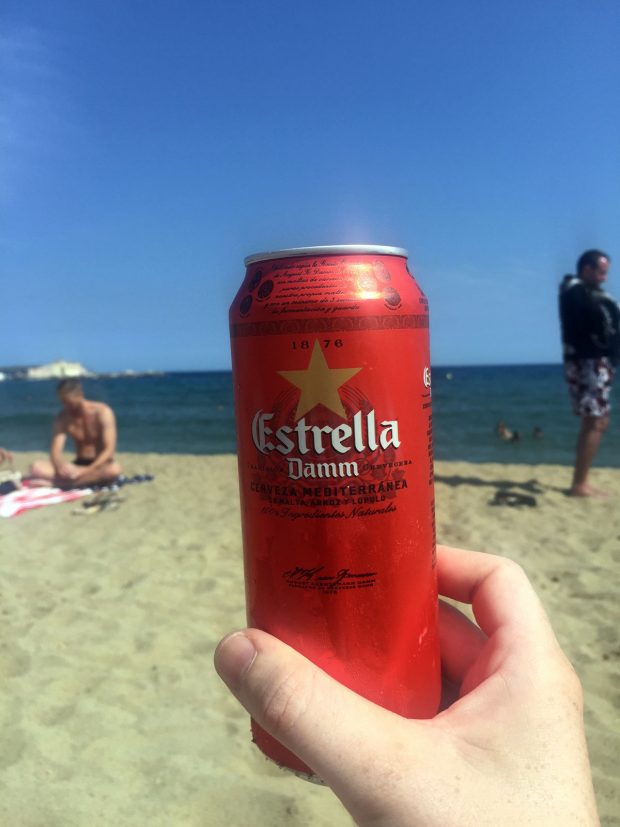 Barcelona cheap beer on the beach